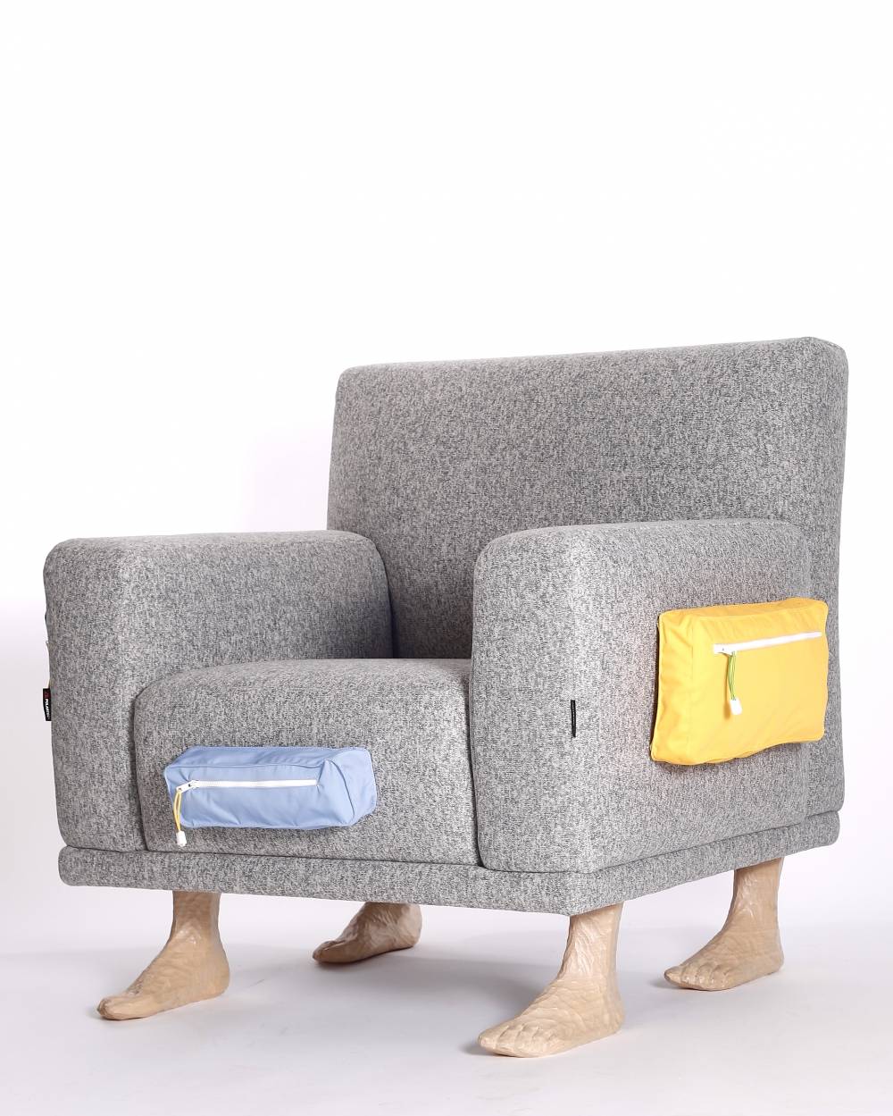 Lc23 Wood Feet Polartec Armchair Novità