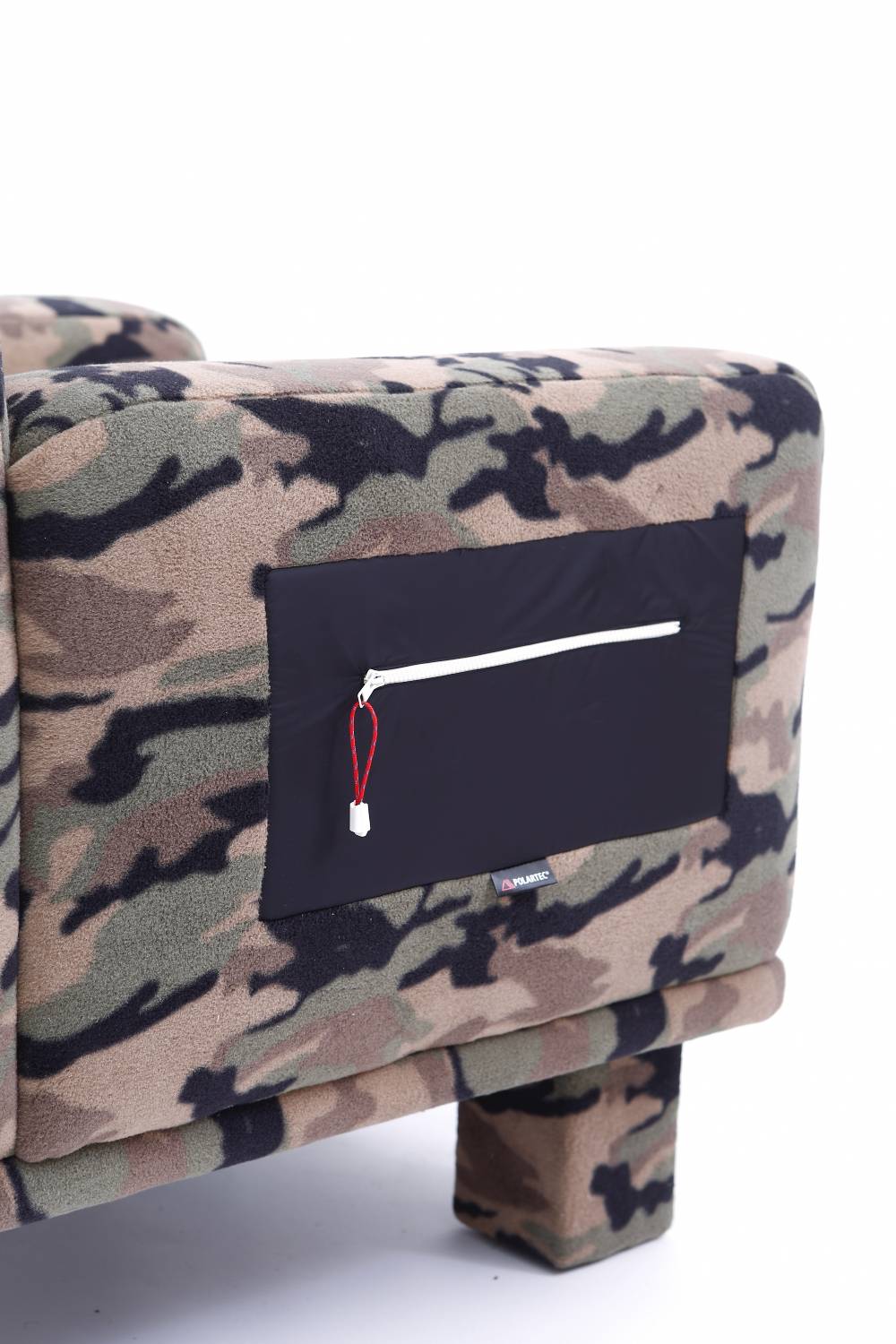 Lc23 Polartec Camo Armchair Sconto