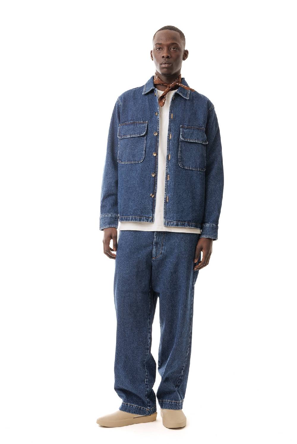 Lc23 Denim Embroidered Overshirt Economico