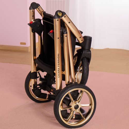 Nanán Passeggino Oro Chiara Ferragni Smaltimento dello stoccaggio