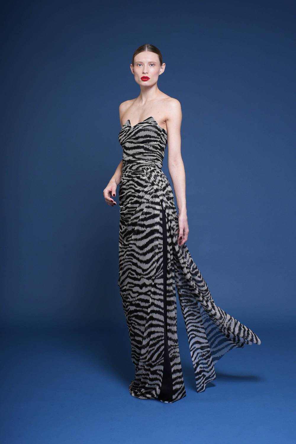 La Petite Robe Di Chiara Boni kriztina printed illusion gown In Vendita