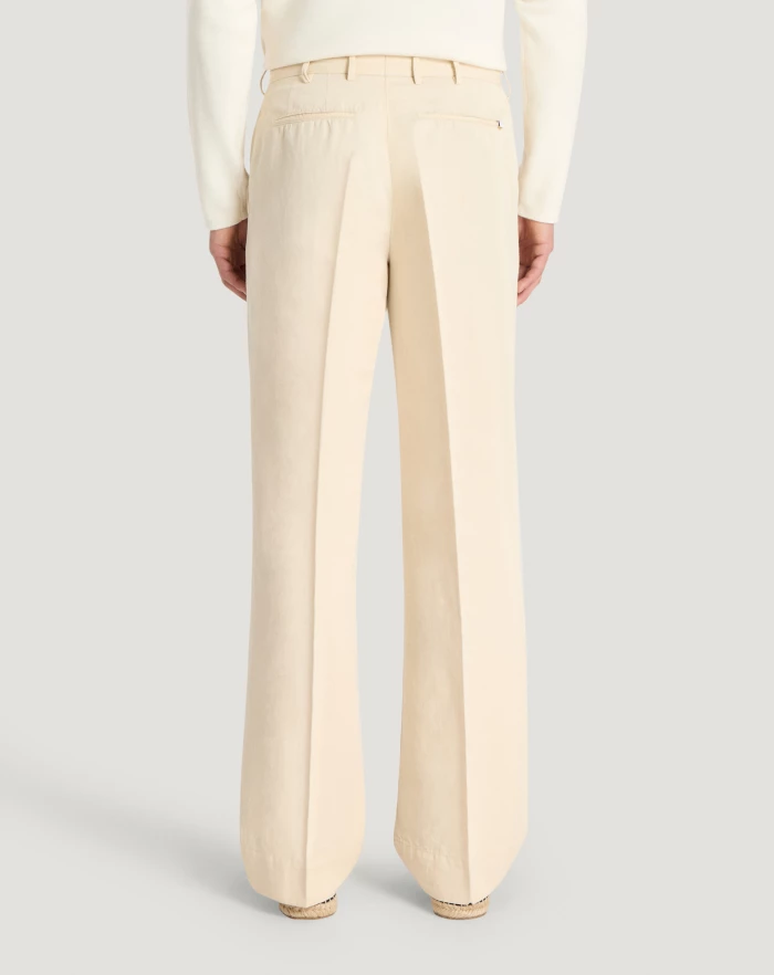 Pantaloni Torino Pantaloni Quindici in gabardina Sottocosto