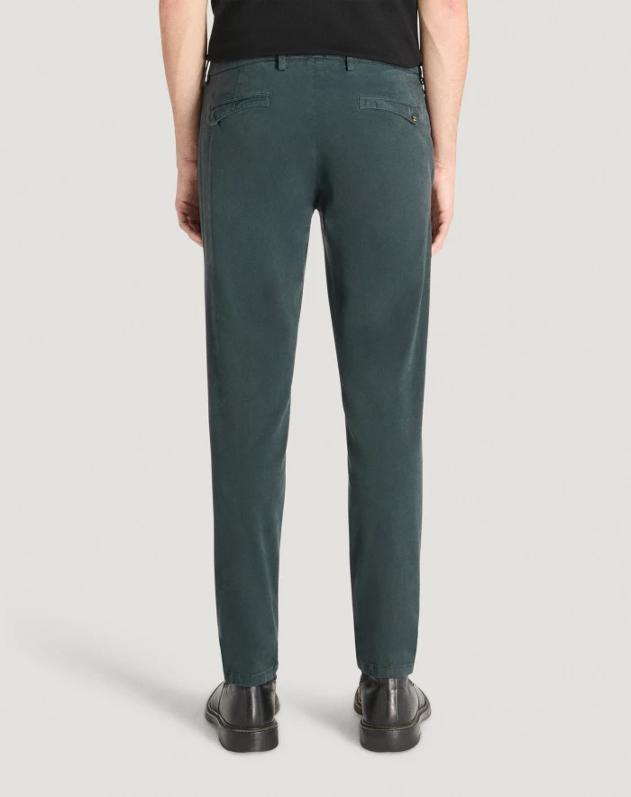 Pantaloni Torino Pantaloni Wonder in satin stretch Offerte