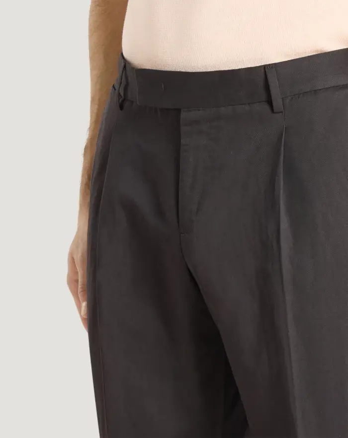 Pantaloni Torino Pantaloni Rebel in gabardina di cotone e lino Italia