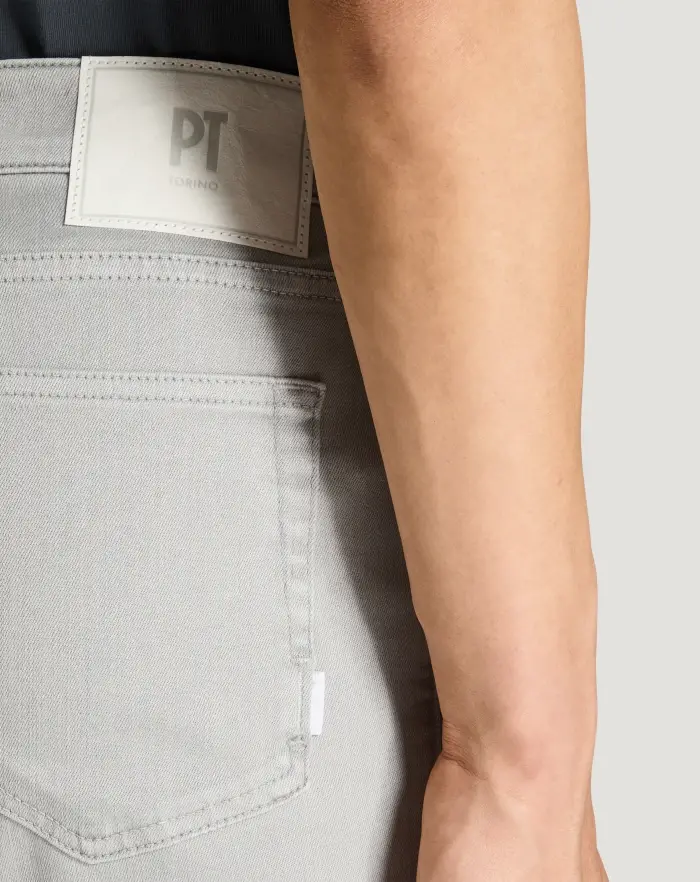 Pantaloni Torino Jeans Swing in silky denim stretch Fino al 55% di sconto