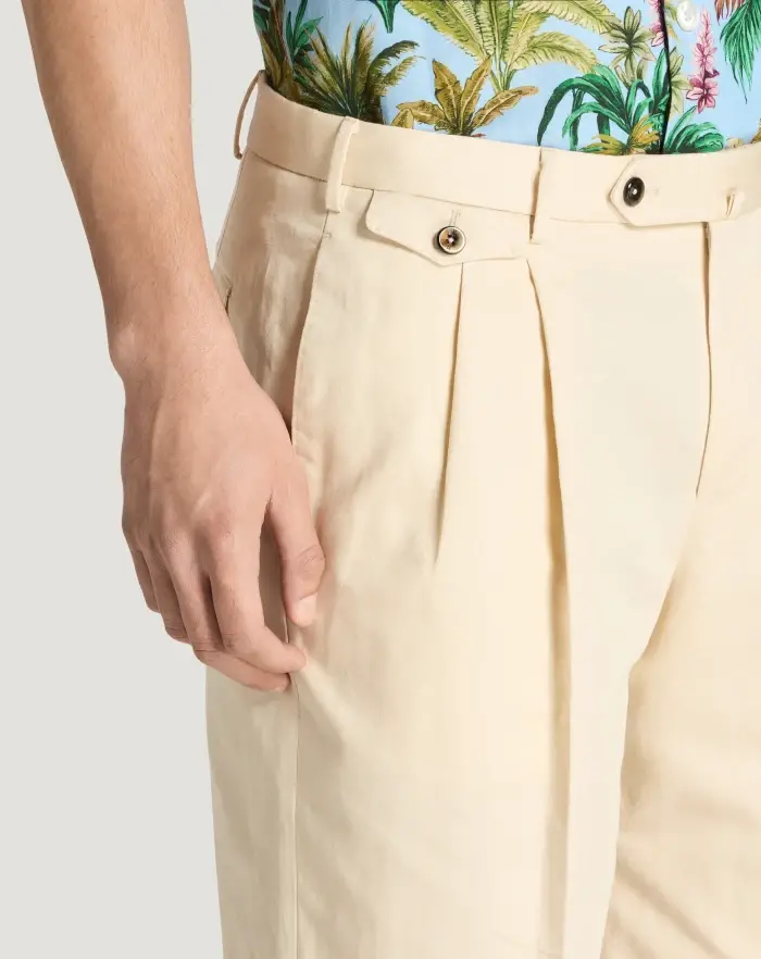 Pantaloni Torino Bermuda in gabardina di cotone e lino Economico