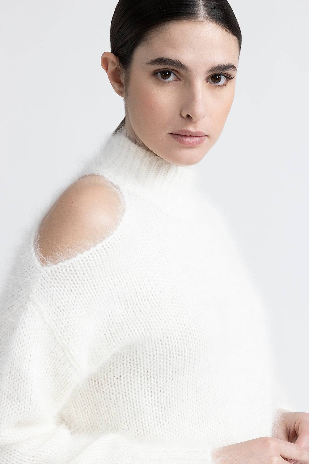 Peserico Maglia in lana d'angora con oblò sulla spalla Promozione Limitata