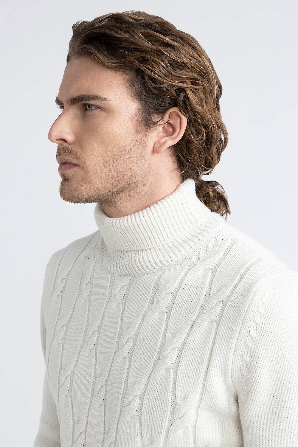 Peserico Maglia collo alto in pura lana merinos extrafine Spedizione gratuita