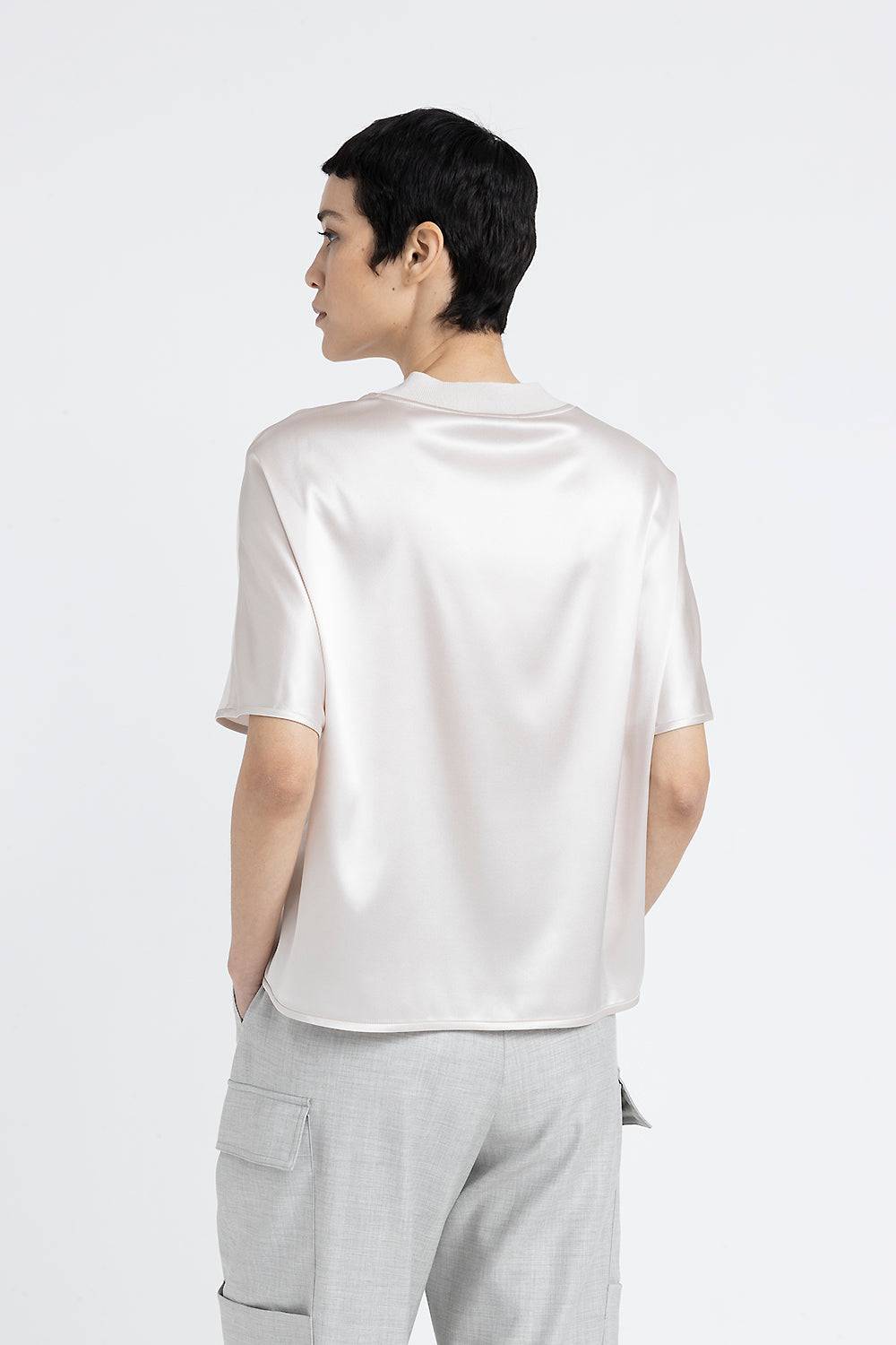 Peserico T-shirt girocollo in raso di seta Nuova