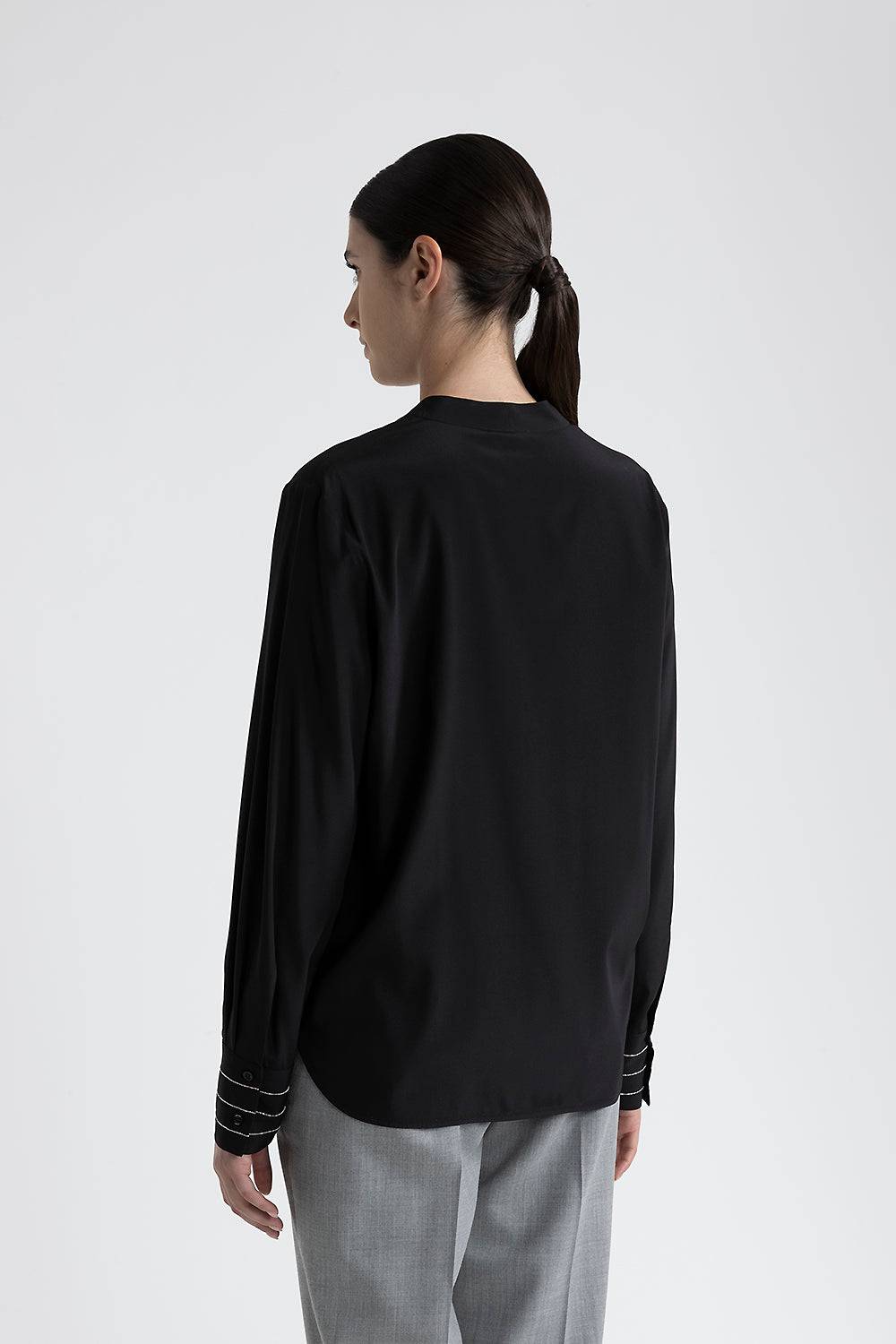 Peserico Blusa scollo a V in crepe de chine di seta Vendite stagionali