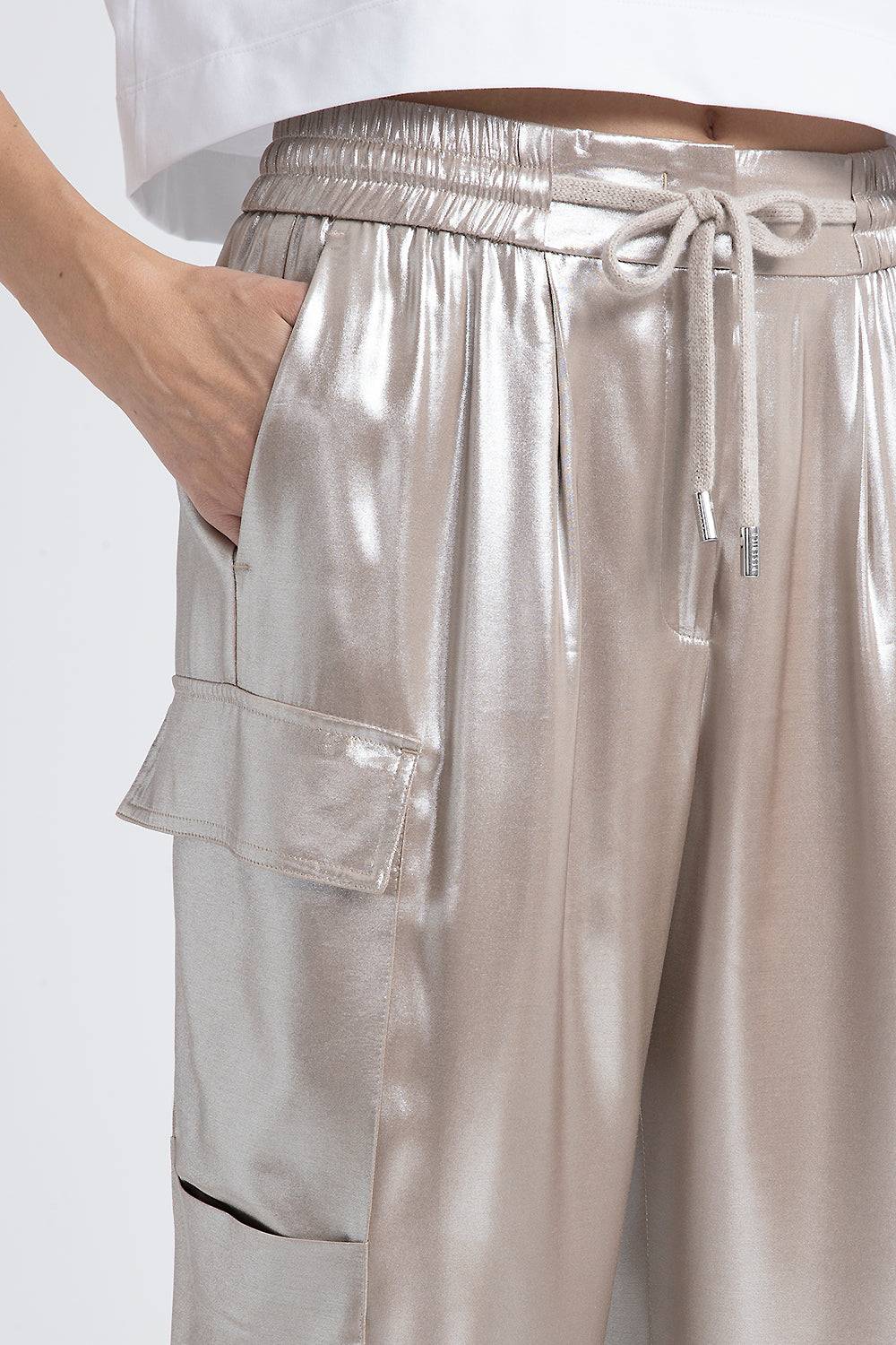 Peserico Pantalone baggy in fluido twill di viscosa laminato argento Latest fashion