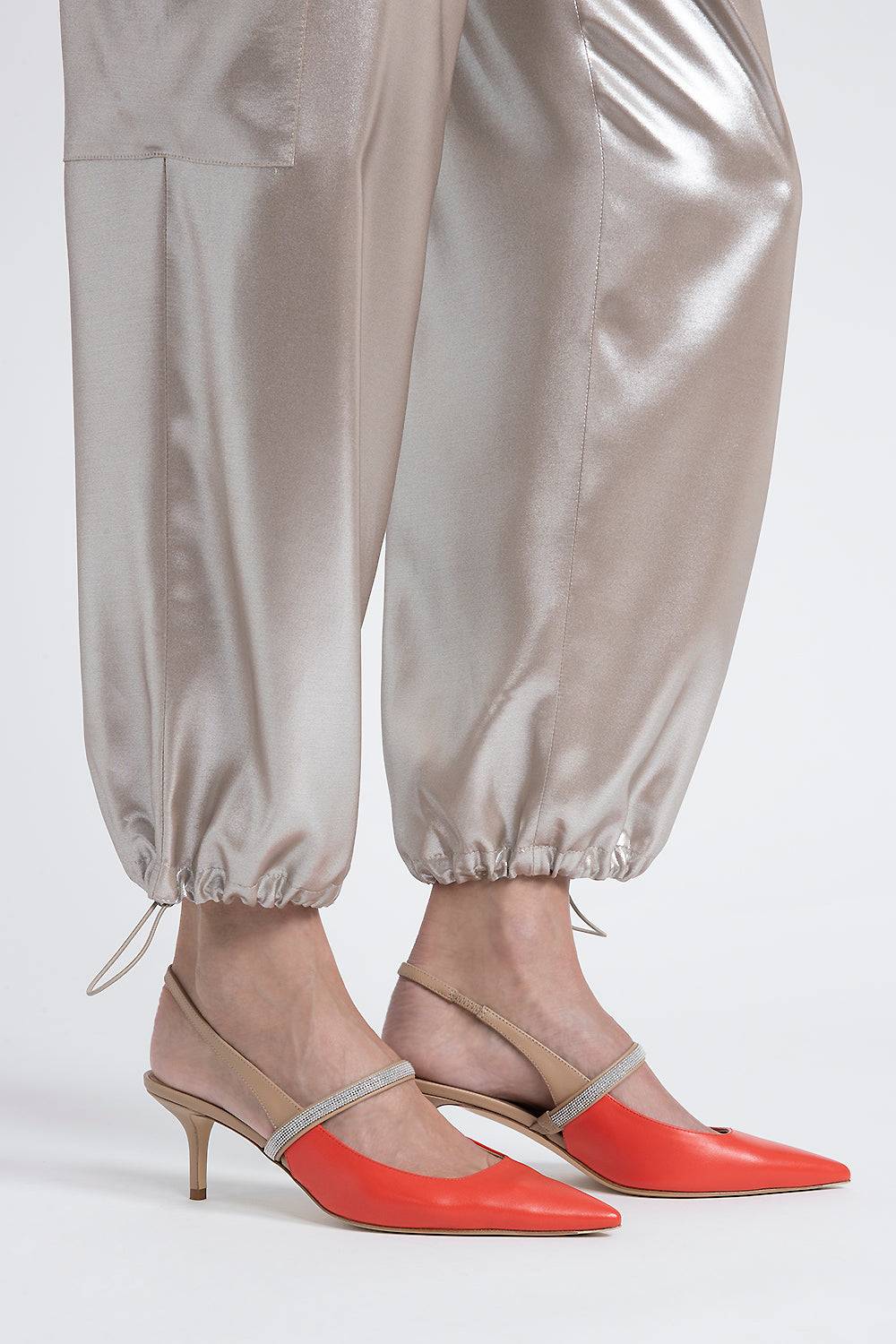 Peserico Pantalone baggy in fluido twill di viscosa laminato argento Latest fashion