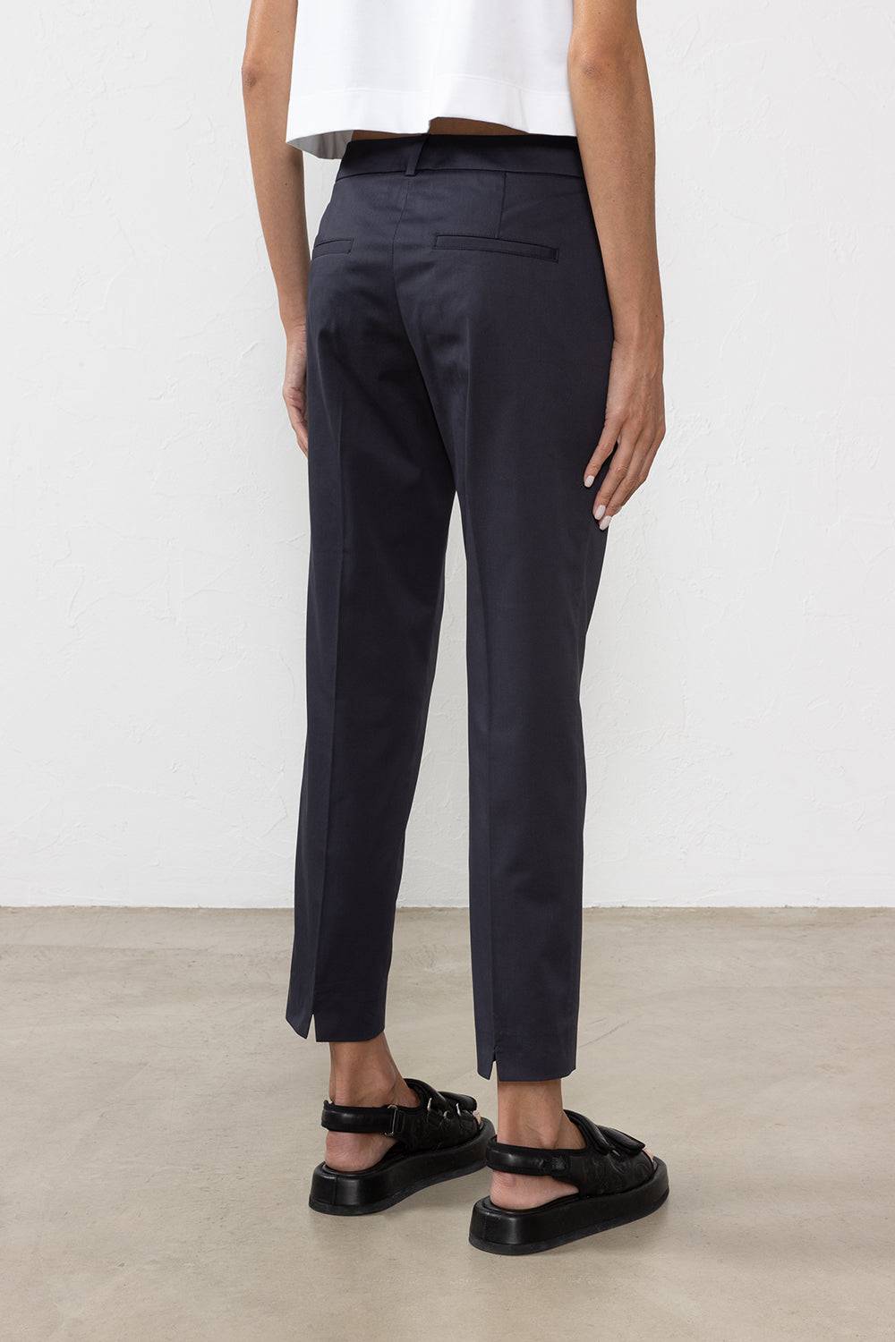 Peserico Pantalone in raso leggero di cotone Shopping online