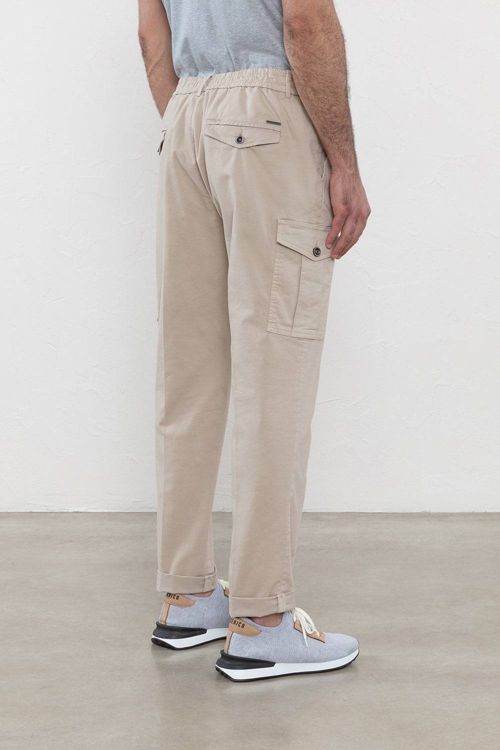 Peserico Pantalone chino in gabardina di cotone stretch Sostegno trimestrale