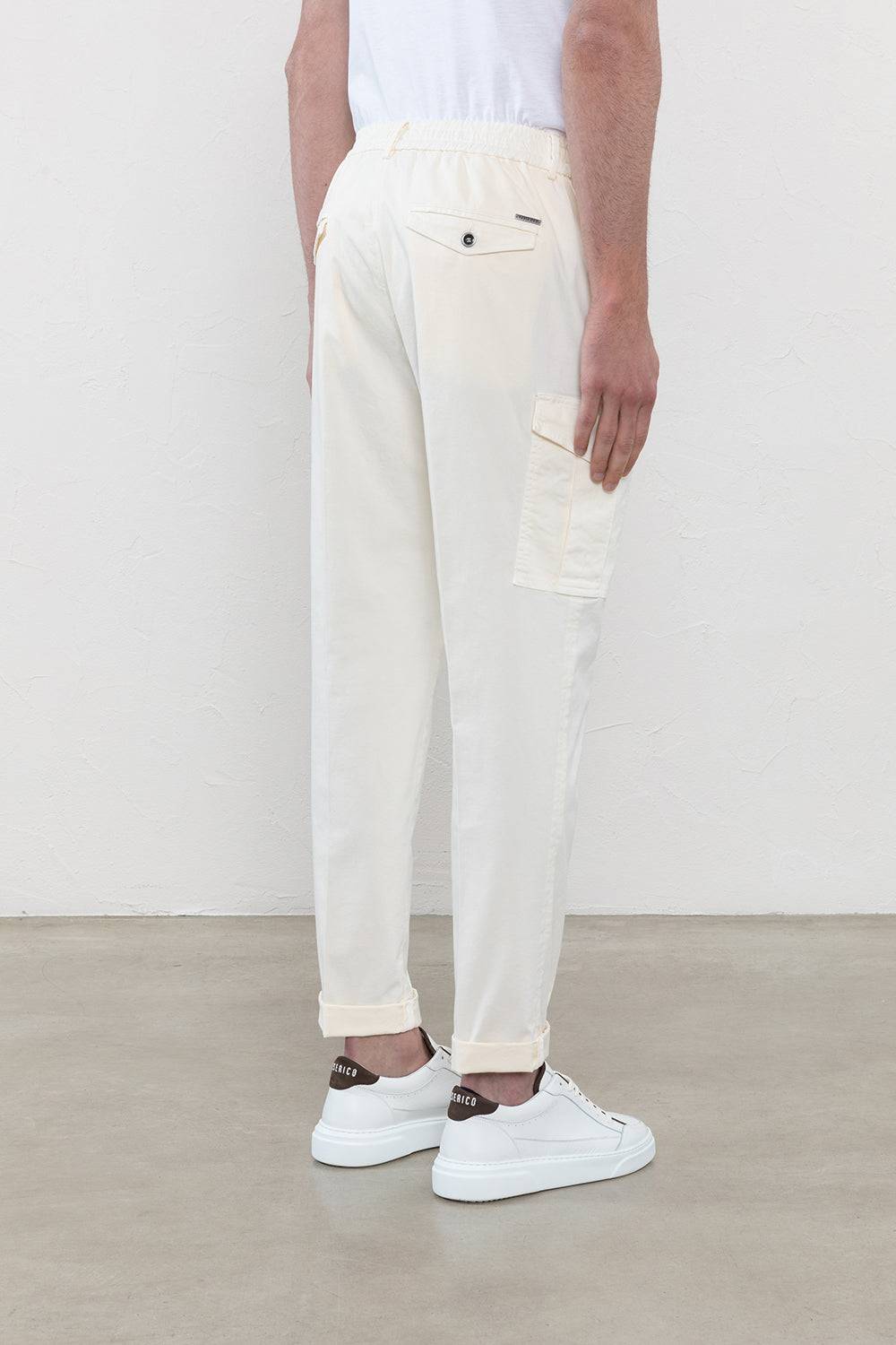 Peserico Pantalone chino in gabardina di cotone stretch Fino al 55% di sconto