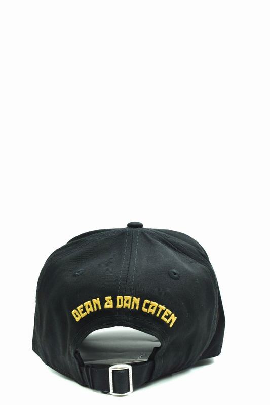 DSQUARED2 Cappelli Codice prodotto: BCM0682 05C000012124 Moda