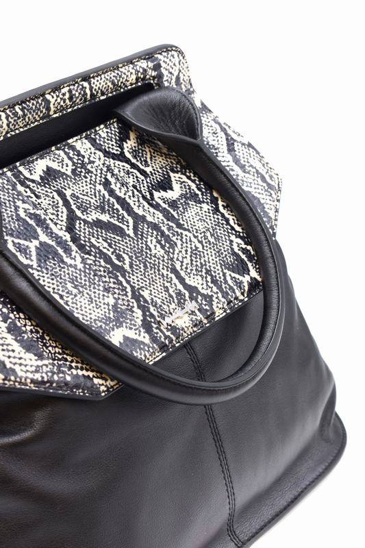 MCQ Alexander Mqueen A tracolla Codice prodotto: DEYSI TOTE Lightning offer
