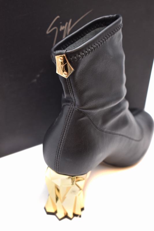 Giuseppe Zanotti Stivali Codice prodotto: I870065 Nuovi prodotti
