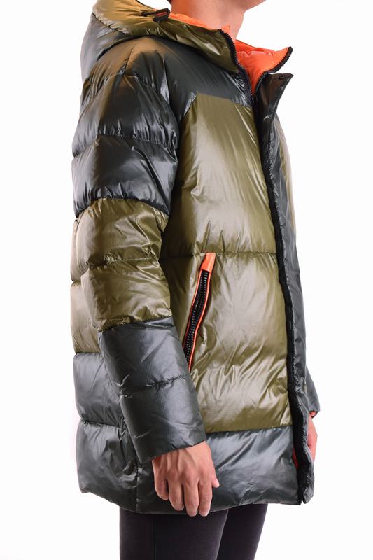 Peuterey Piumini Codice prodotto: PEU4367 01181371 616DV Convenienza