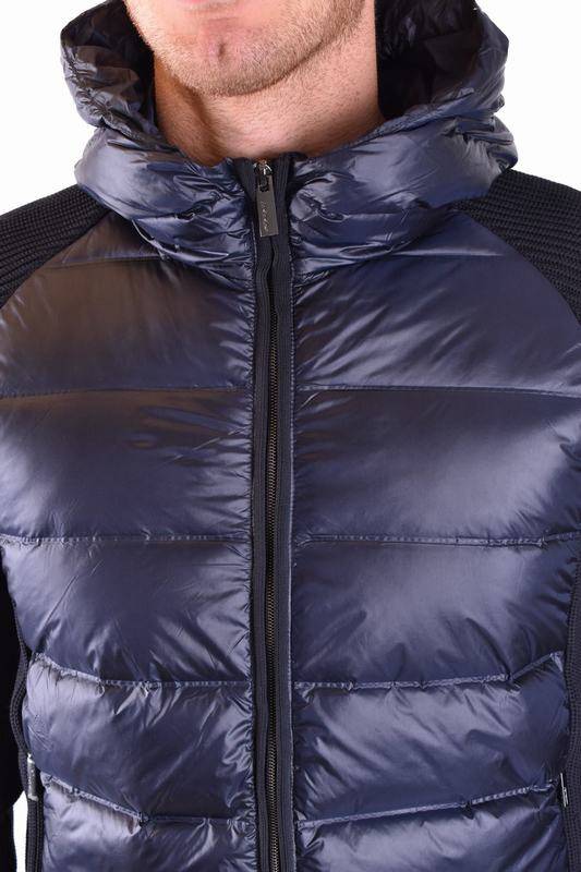 RRD Piumini Codice prodotto: W2312360 Comprane uno, ottenene uno gratis