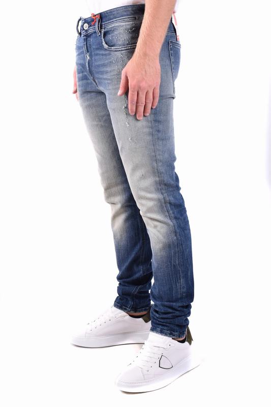 Diesel Jeans Codice prodotto: A03594 09G8701 Fino al 60% di sconto