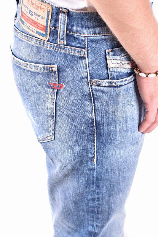 Diesel Jeans Codice prodotto: A03558 09G3201 Fino al 55% di sconto