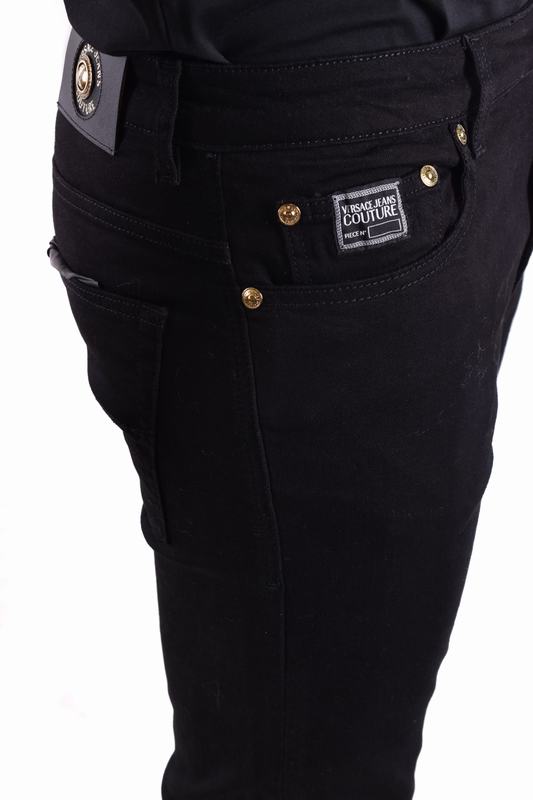 Versace Jeans Couture Jeans Codice prodotto: 75GAB5D0 CDW00909 Esporta salva