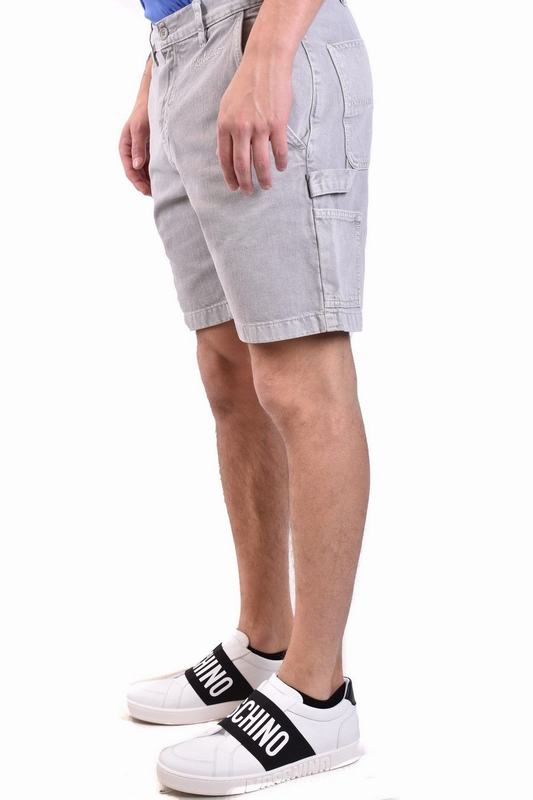 Moschino Bermuda Codice prodotto: A0354 20181486 Fino Al -60%