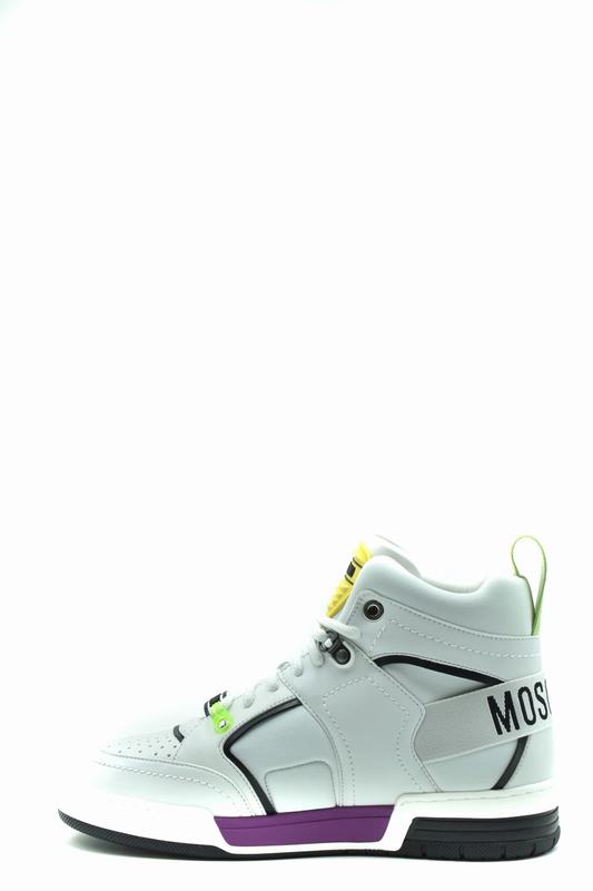 Moschino Sneakers Codice prodotto: MB15604G1G4110A Cyber Monday