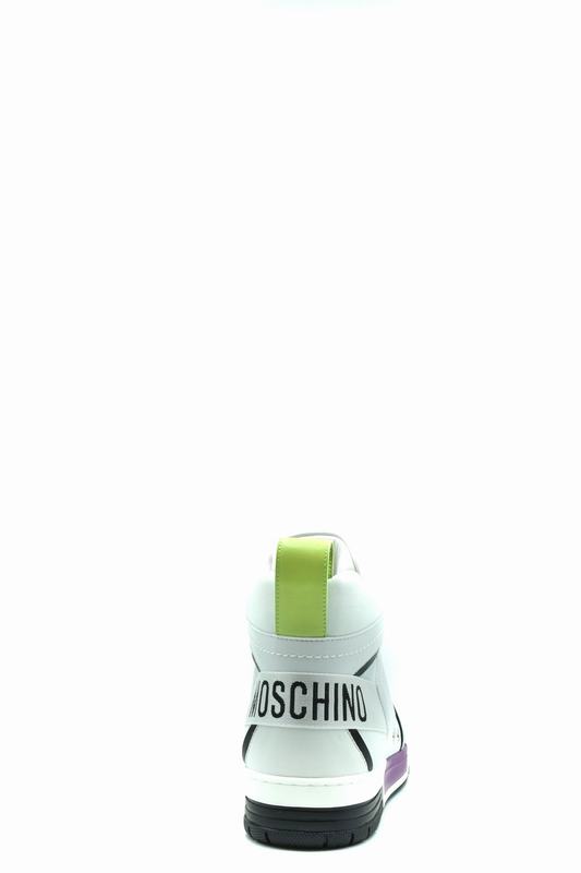 Moschino Sneakers Codice prodotto: MB15604G1G4110A Cyber Monday