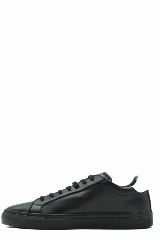 Moschino Sneakers Codice prodotto: MB15042G0DGA100A Smaltimento dello stoccaggio