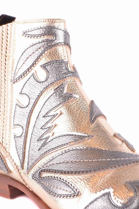 Santoni Stivali Codice prodotto: P18WTDB56977HA1CS Offerta Pasqua
