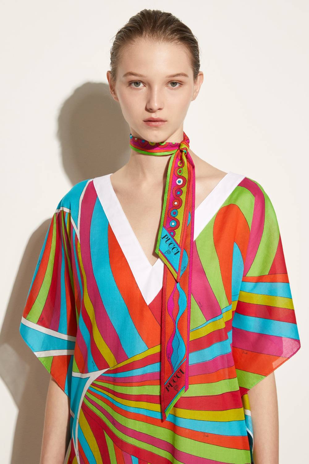 Pucci Foulard in seta con stampa Iride Fino al 65% di sconto