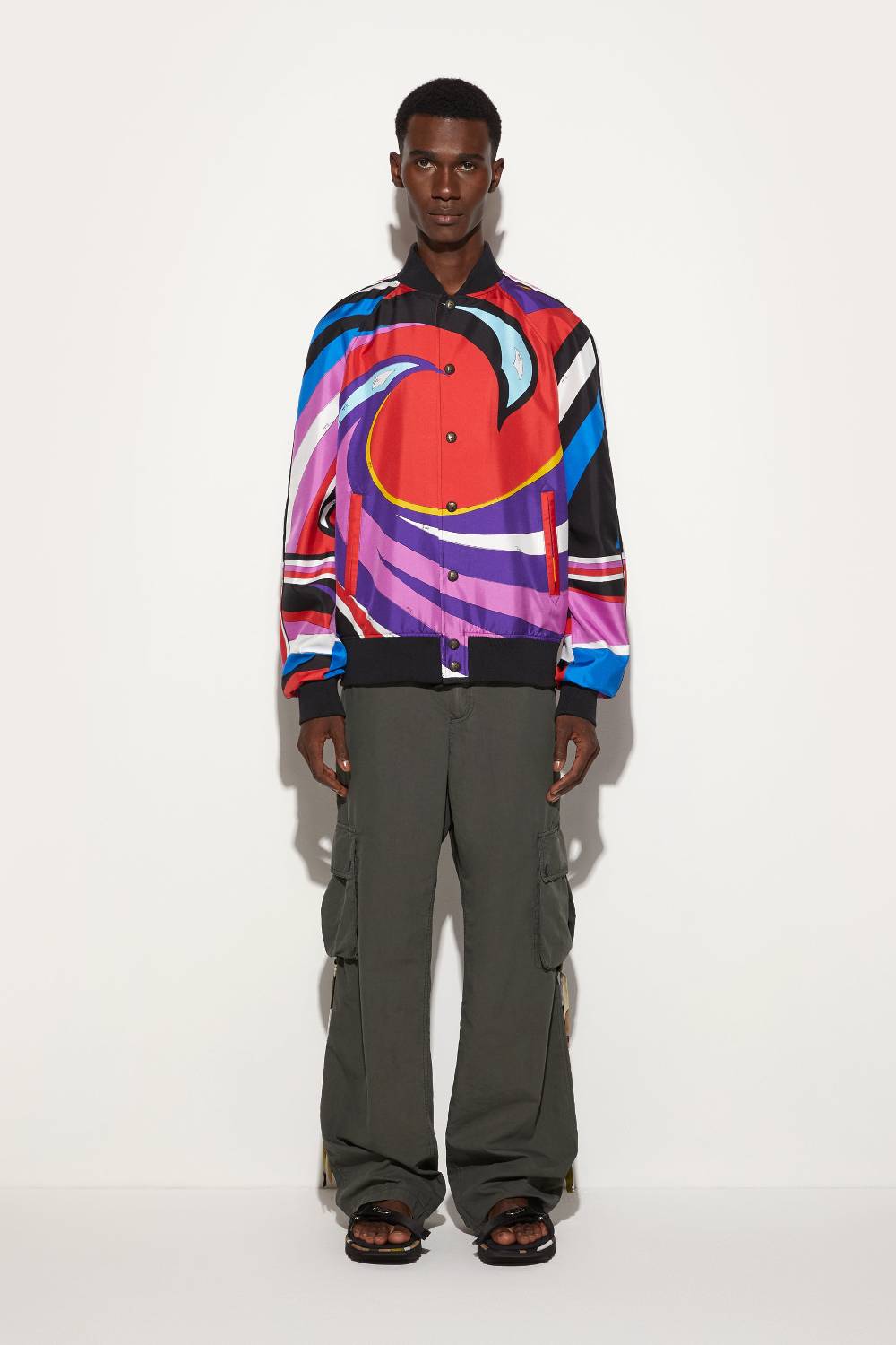 Pucci Bomber in seta con stampa Cigni Offerta esclusiva