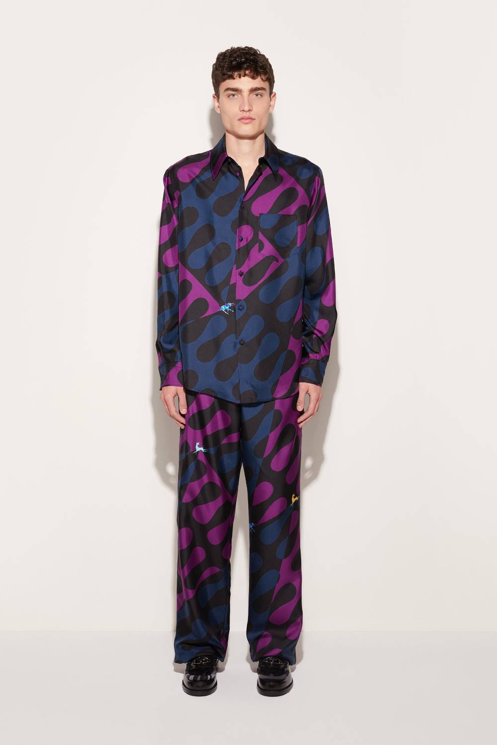 Pucci Camicia in seta con stampa Leocorno Fino al 60% di sconto