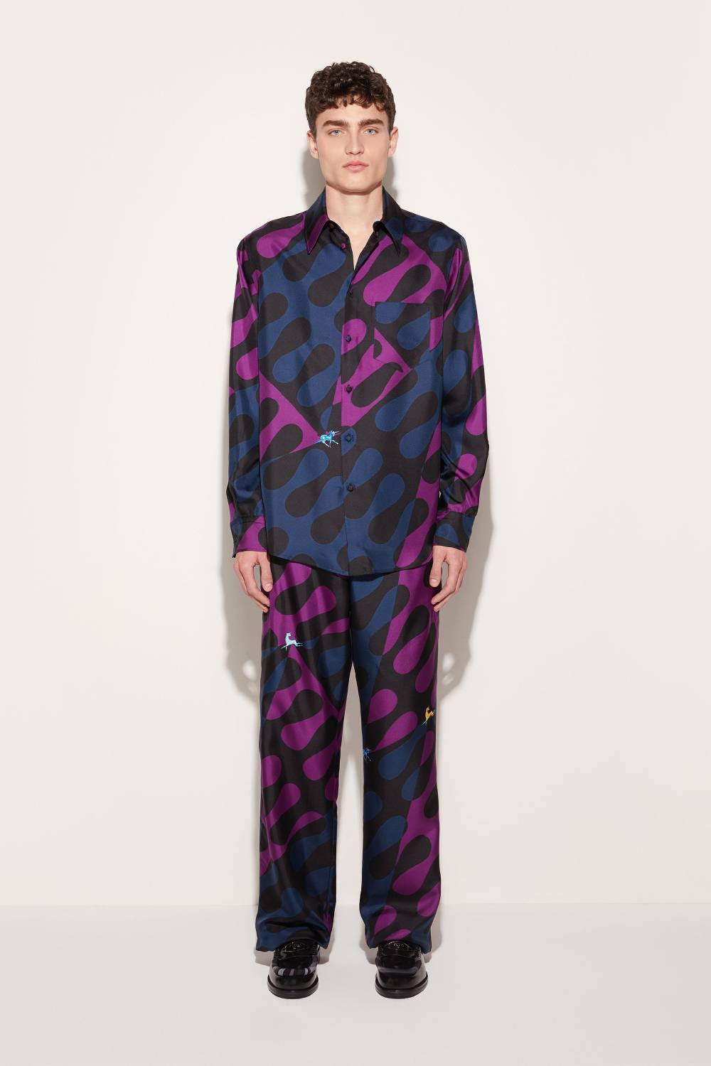 Pucci Pantaloni in seta con stampa Leocorno Fino al 65% di sconto