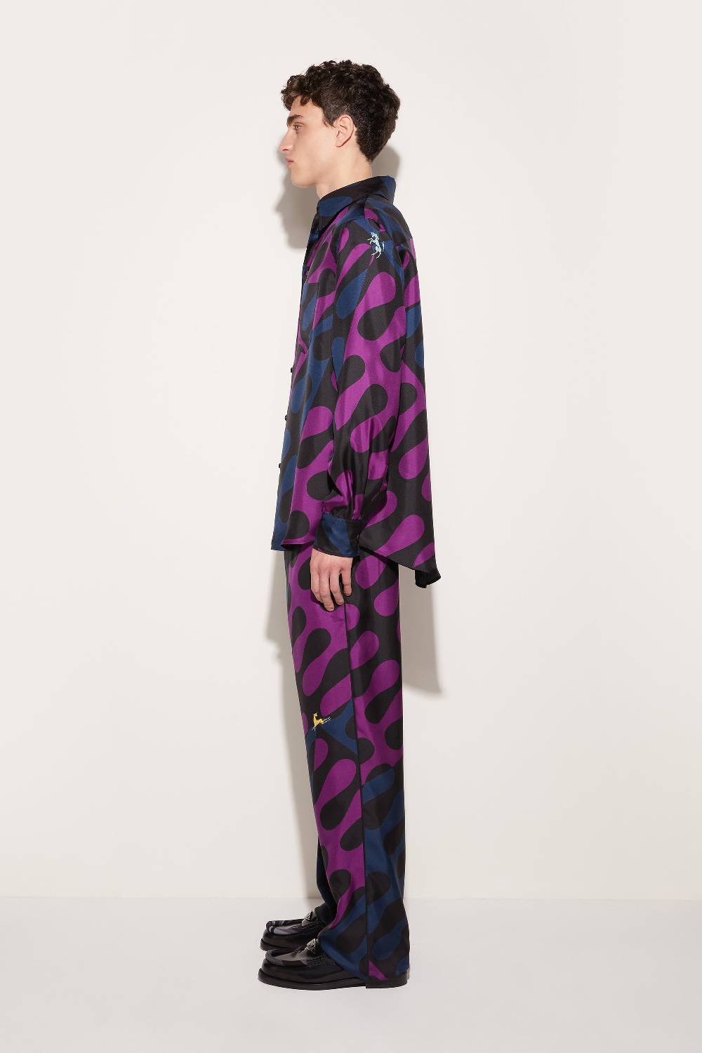 Pucci Pantaloni in seta con stampa Leocorno Fino al 65% di sconto