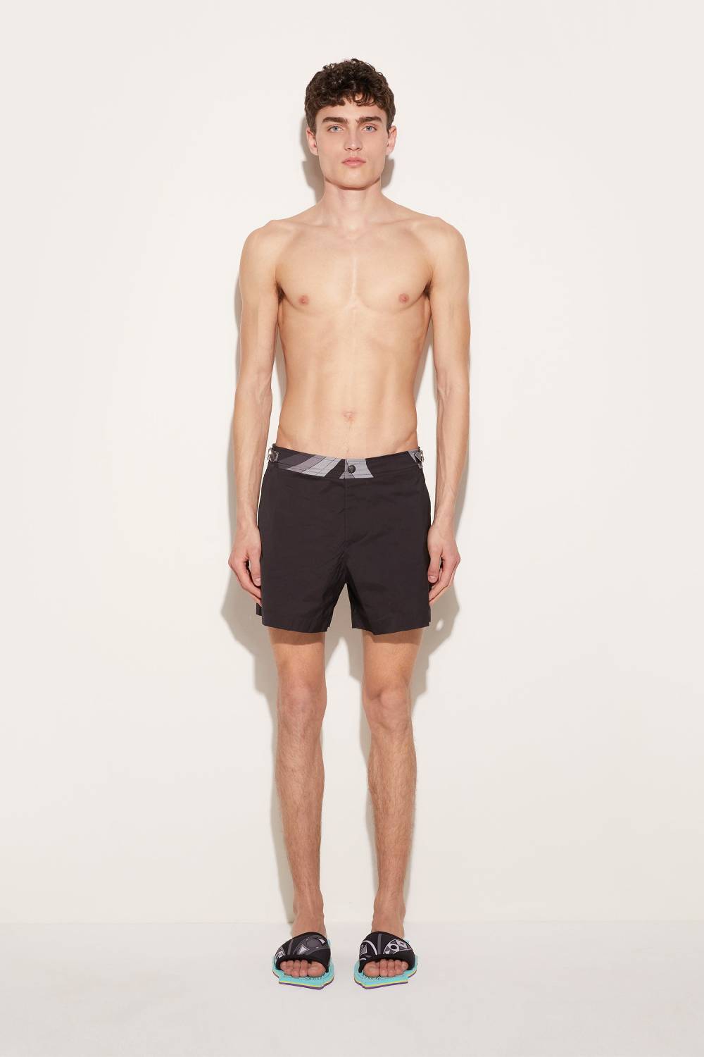 Pucci Shorts da mare con finiture Iride Qualità Garantita