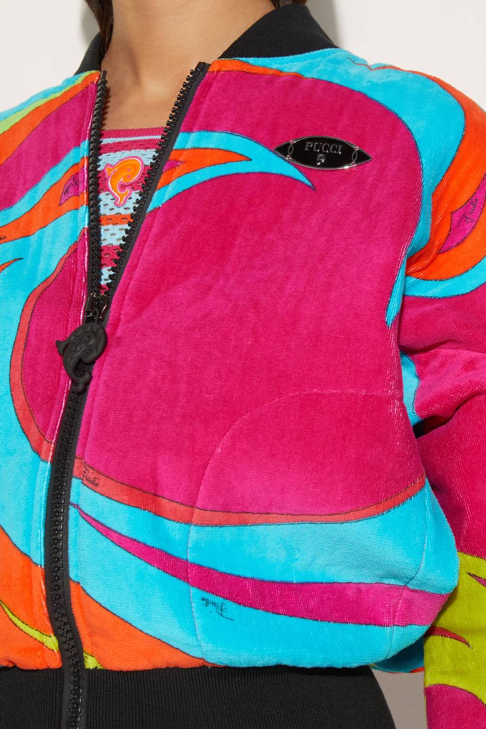 Pucci Bomber in spugna con stampa Cigni Fino Al -60%