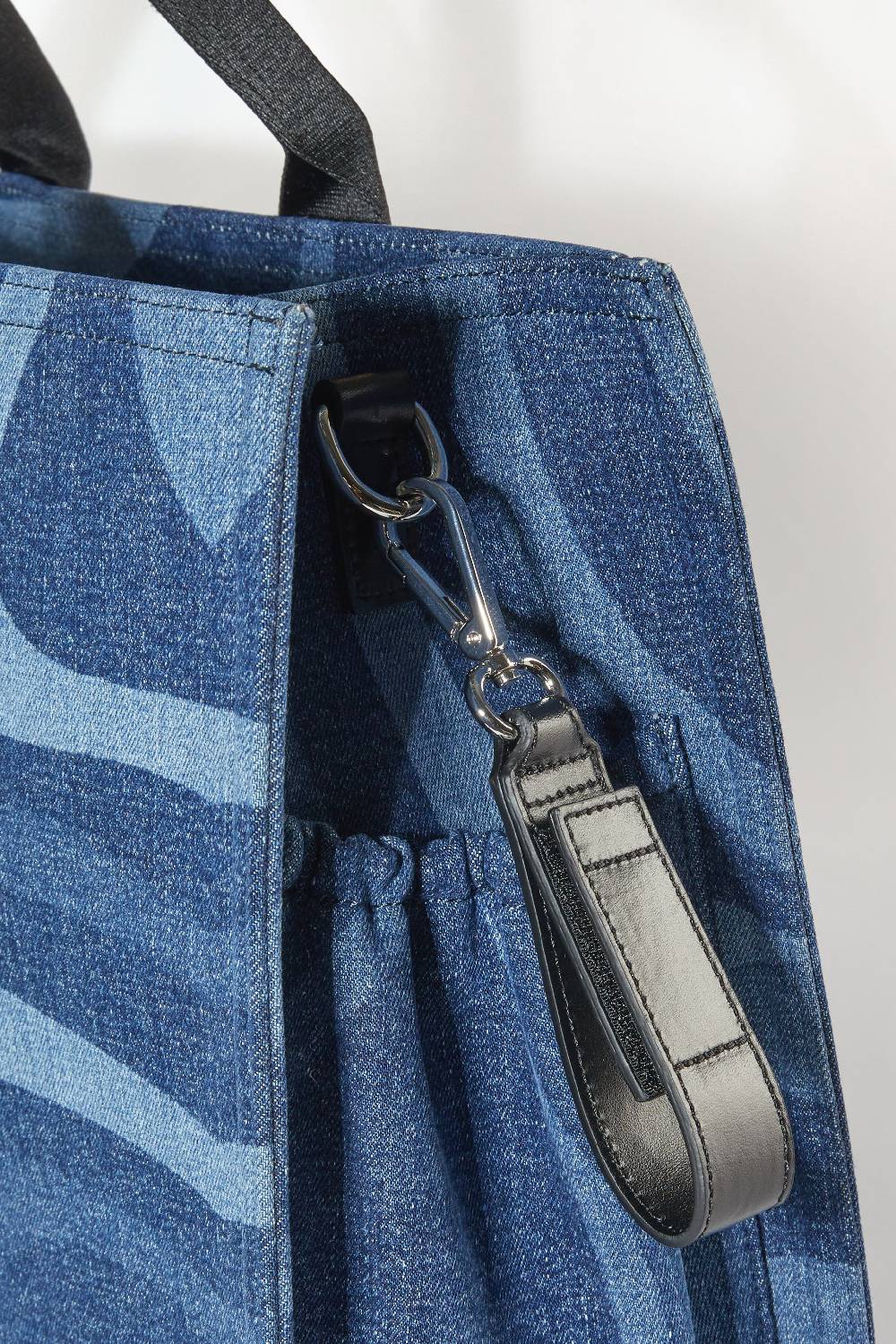 Pucci Marmo-Print Denim Changing Bag Moda