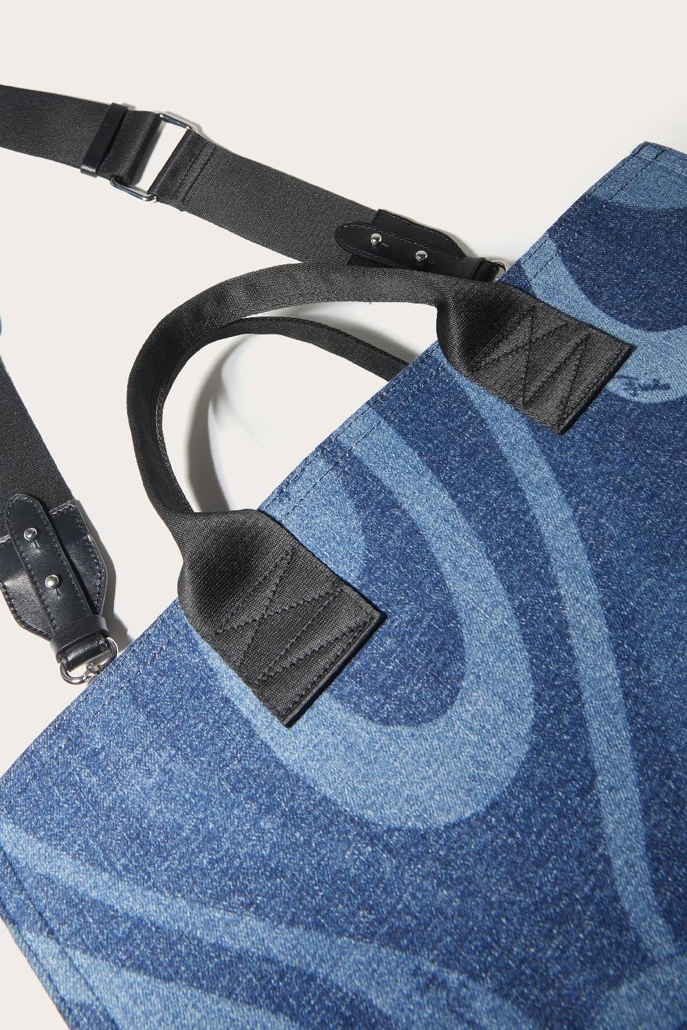 Pucci Marmo-Print Denim Changing Bag Moda