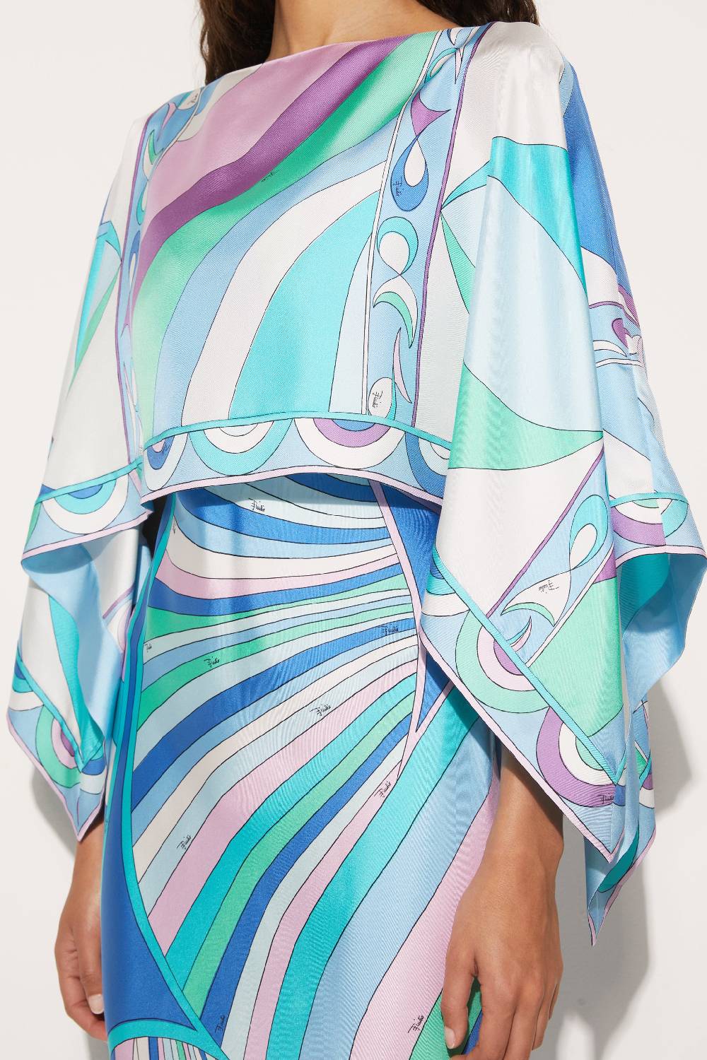 Pucci Abito in seta con stampe Iride e Pesci Offerta San Valentino
