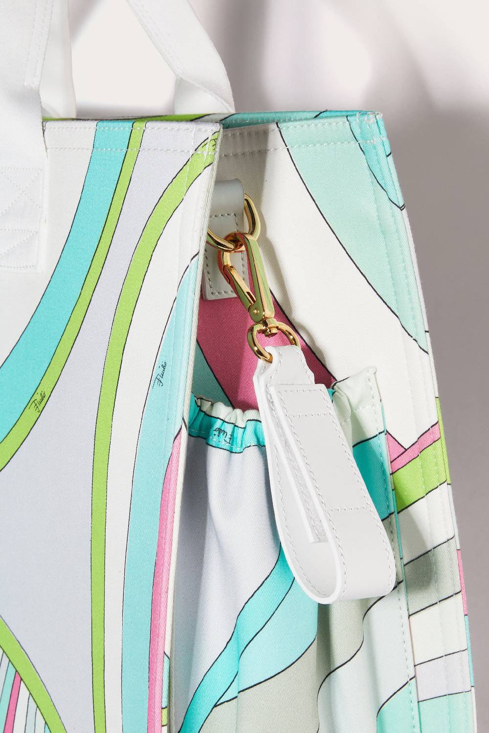 Pucci Iride-Print Changing Bag Offerta San Valentino