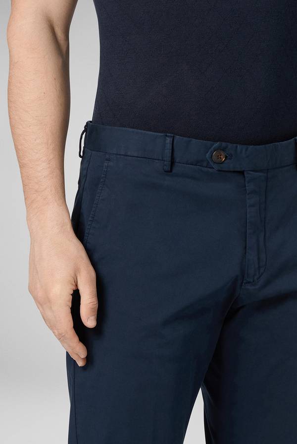 Pull Pal Zileri Chino in cotone stretch tinto in capo Fino al 50% di sconto