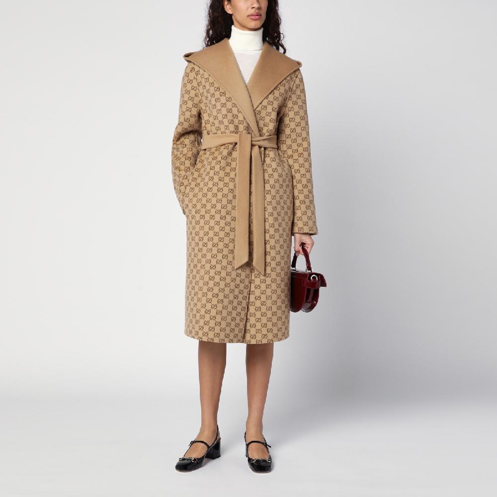 GUCCI Cappotto con cintura reversibile beige Prezzo Ridotto