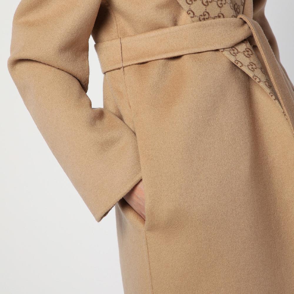 GUCCI Cappotto con cintura reversibile beige Prezzo Ridotto