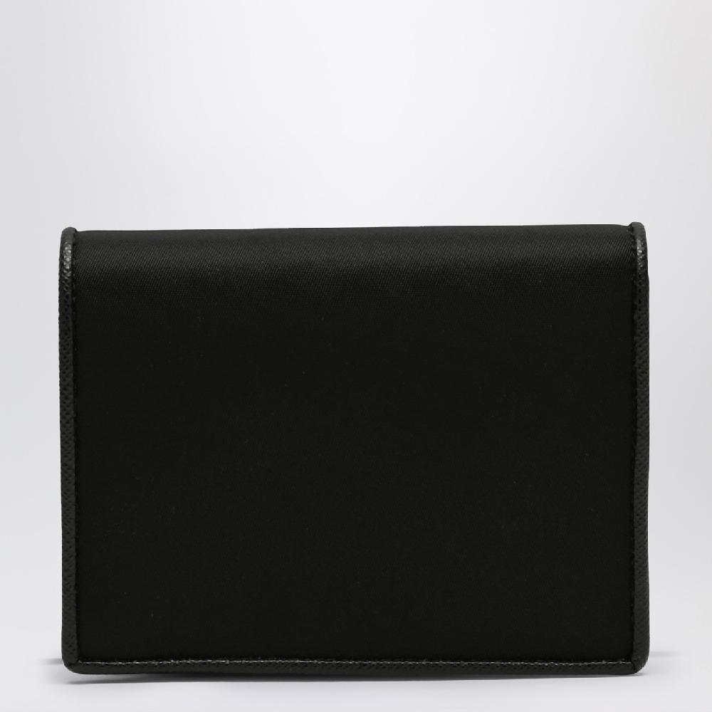 Prada Portafoglio piccolo nero in Re-Nylon Ritorno libero