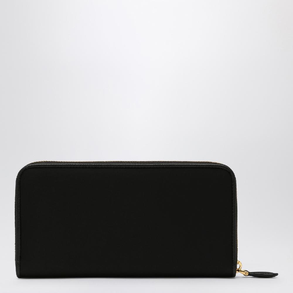 Prada Portafoglio zip around nero in Re-Nylon Rilascio limitato