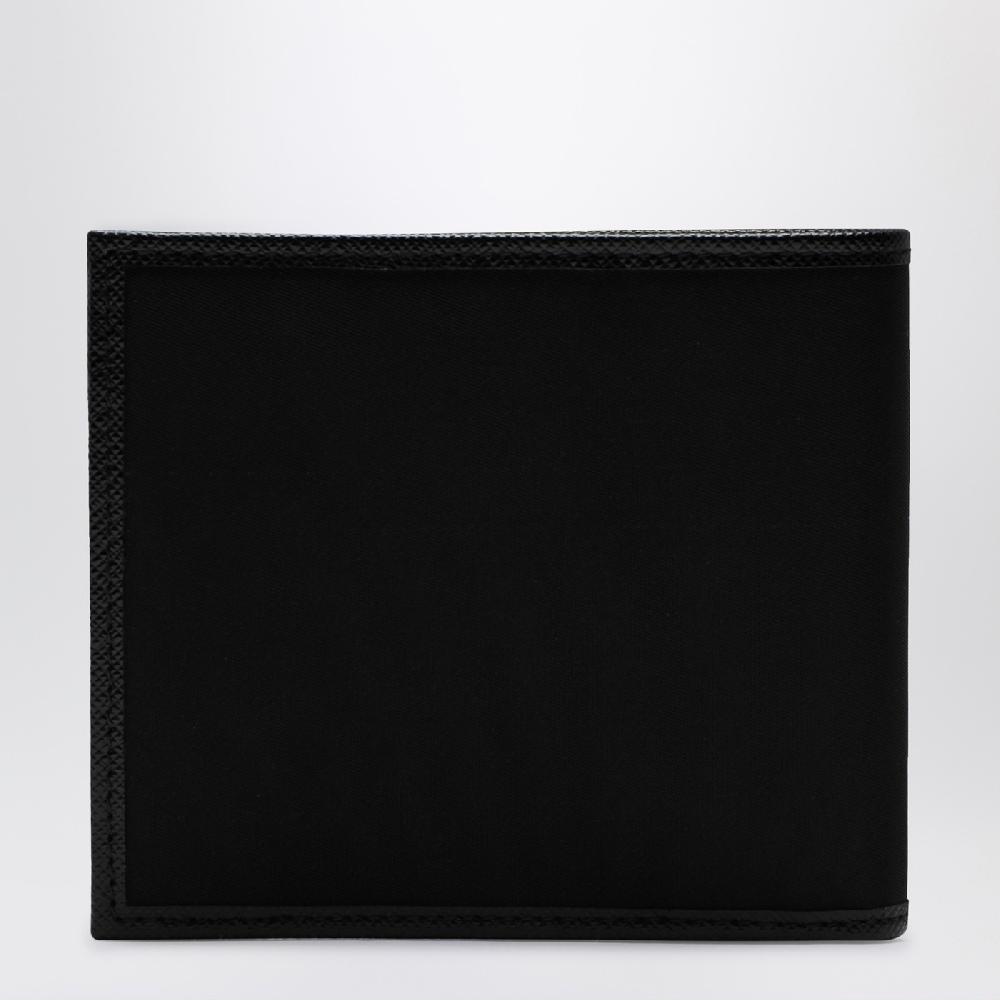 Prada Portafoglio nero in Re-Nylon con triangolo logo Pezzi Unici