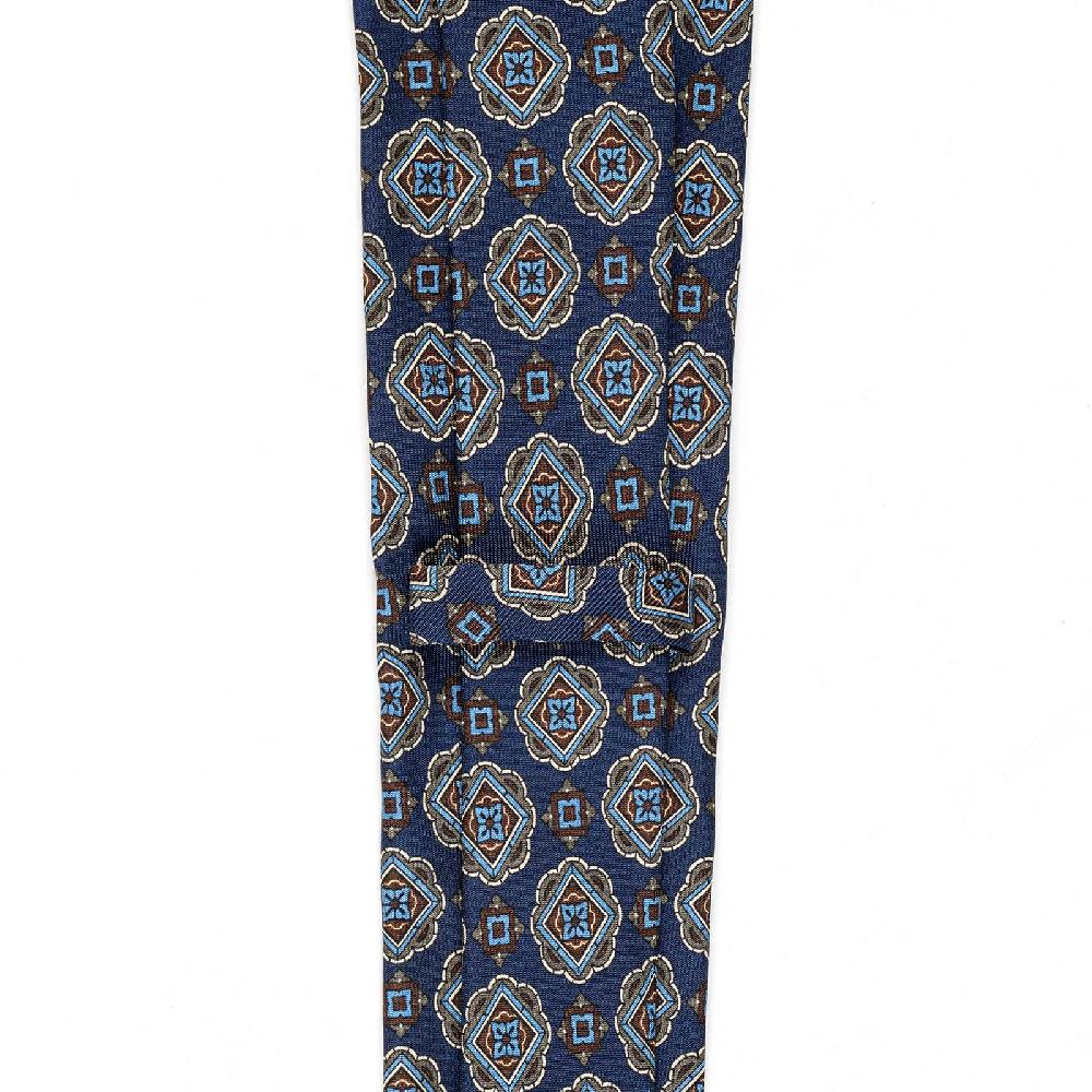 Rubinacci Cravatta in twill di seta con stampa geometrica blu Sostegno trimestrale